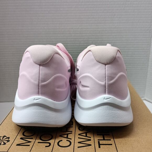 Nike Star Runner 3 Low Pink Youth Sneakers Size 6Y Women 7.5 - Picture 4 of 8